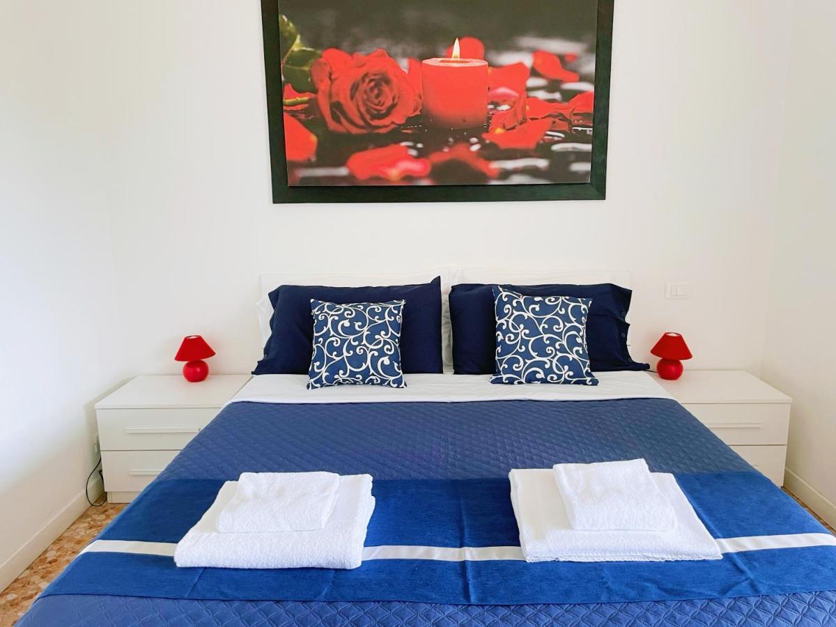 Confortini Rooms Sunday Verona Exterior photo