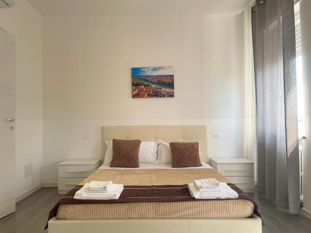 Confortini Rooms Sunday Verona Exterior photo