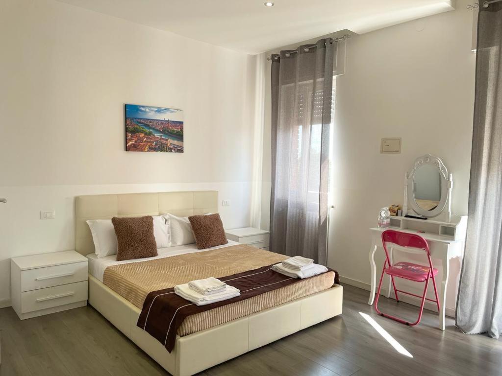 Confortini Rooms Sunday Verona Exterior photo